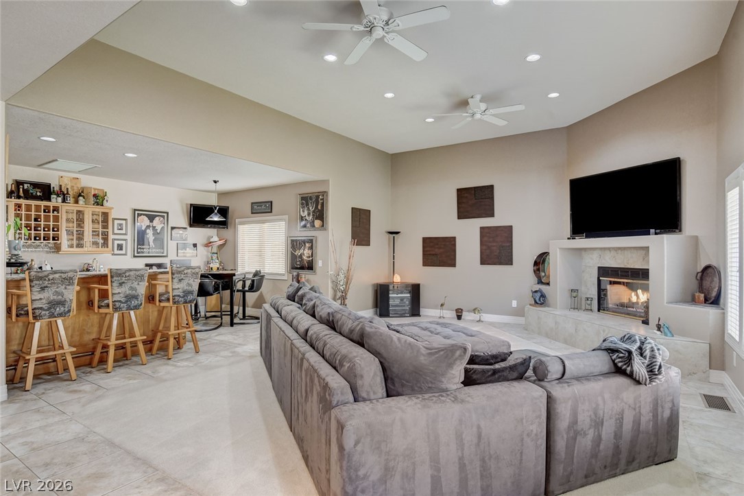 2136 Lookout Point Circle Las Vegas NV 89117