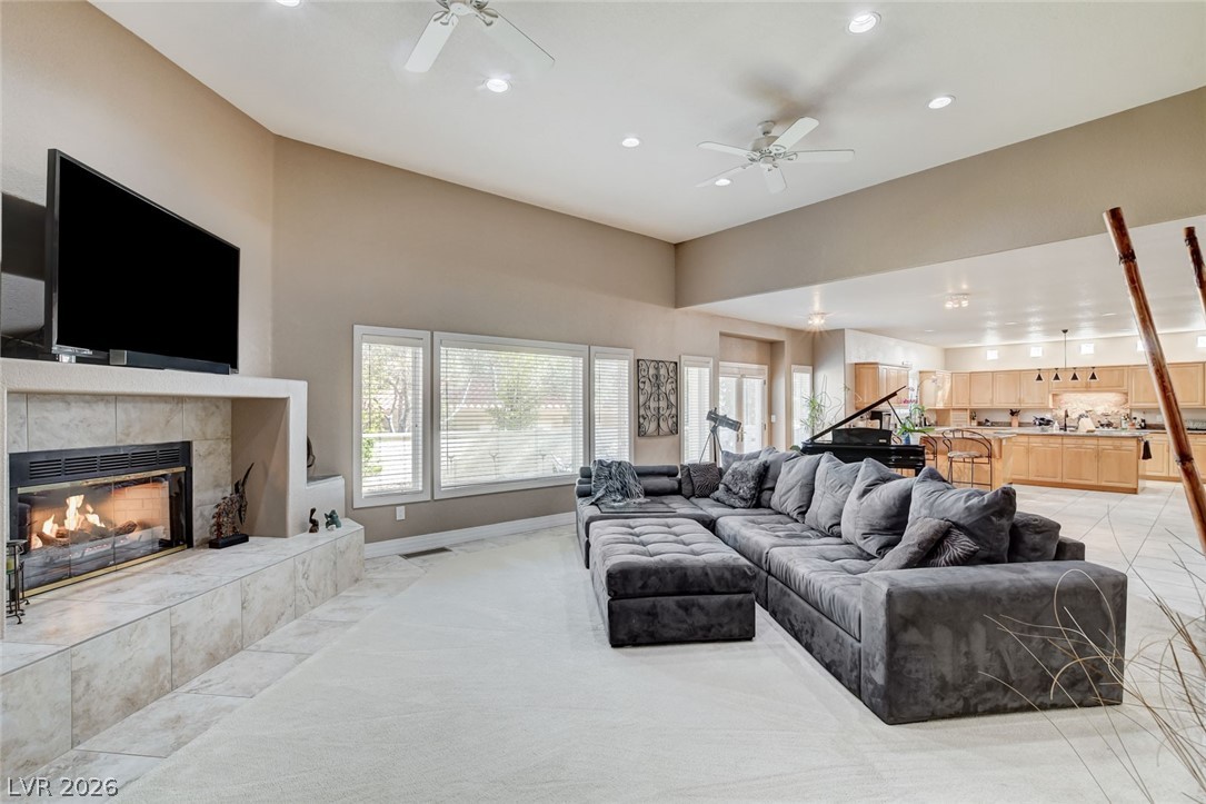 2136 Lookout Point Circle Las Vegas NV 89117