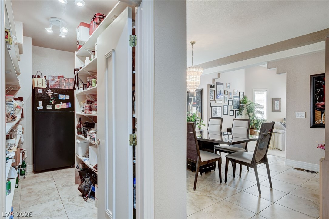 2136 Lookout Point Circle Las Vegas NV 89117
