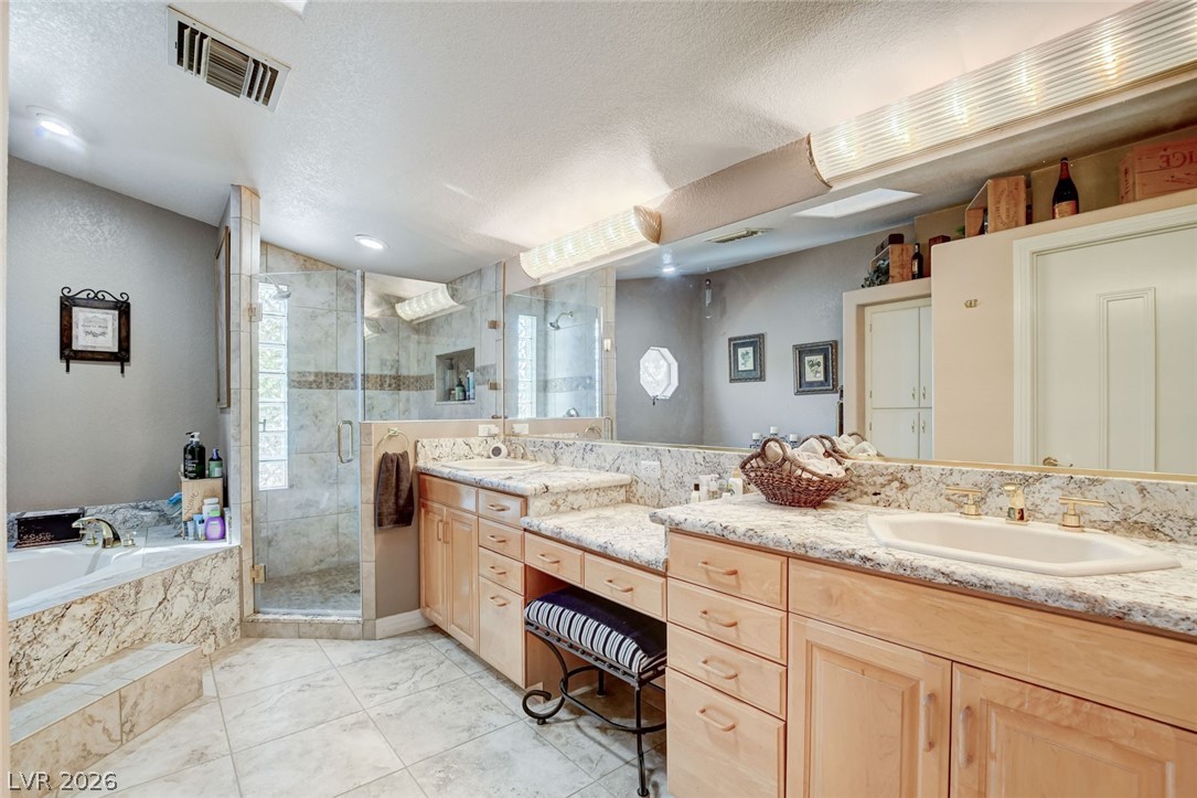 2136 Lookout Point Circle Las Vegas NV 89117