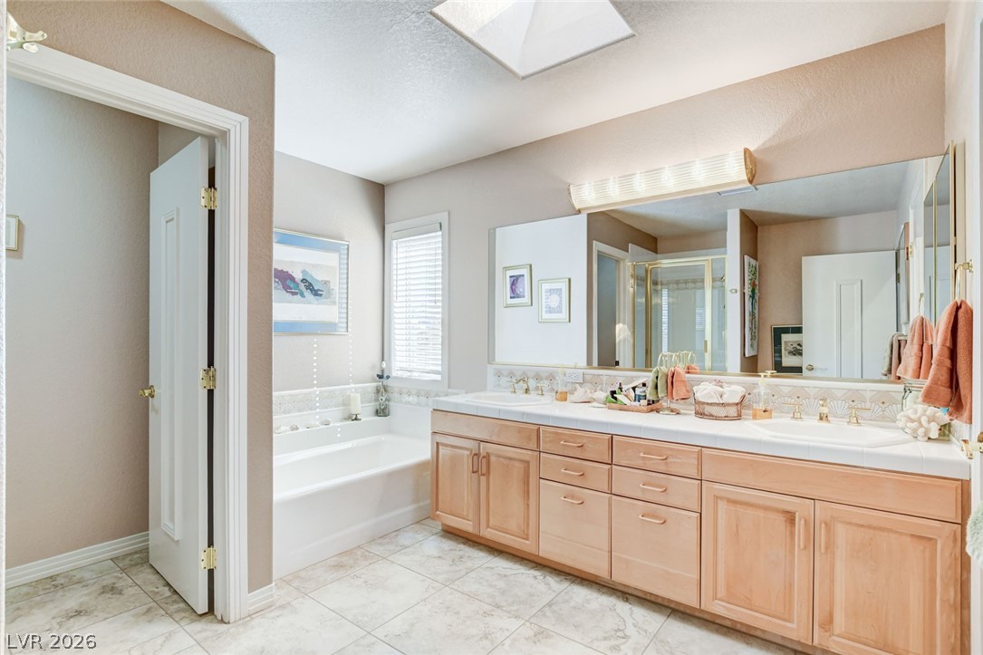 2136 Lookout Point Circle Las Vegas NV 89117