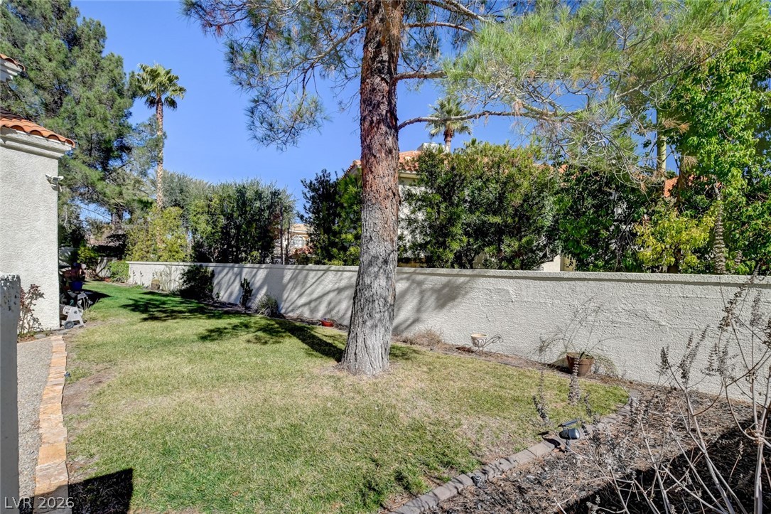 2136 Lookout Point Circle Las Vegas NV 89117