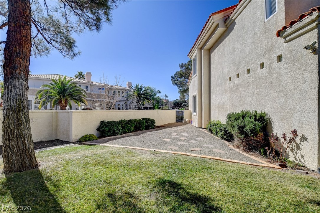 2136 Lookout Point Circle Las Vegas NV 89117