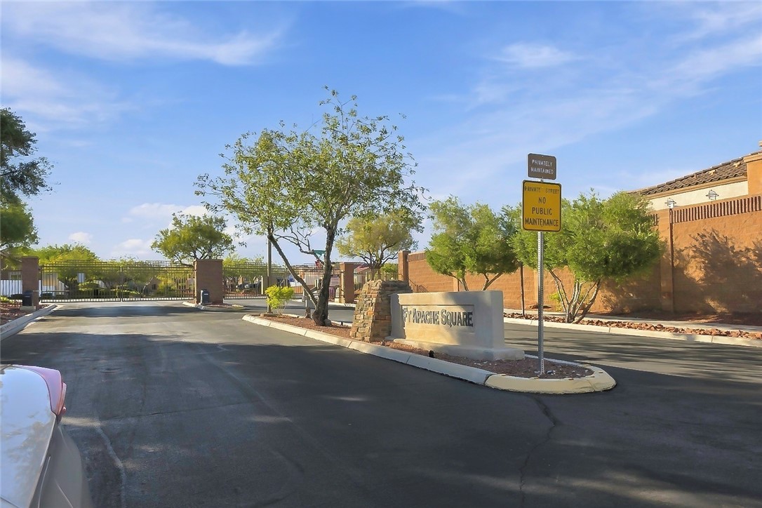 7805 Horsenettle Street Las Vegas NV 89149