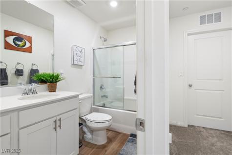 10202 Handline Chute Street Las Vegas NV 89166