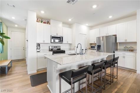 10202 Handline Chute Street Las Vegas NV 89166