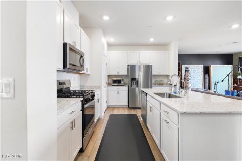 10202 Handline Chute Street Las Vegas NV 89166