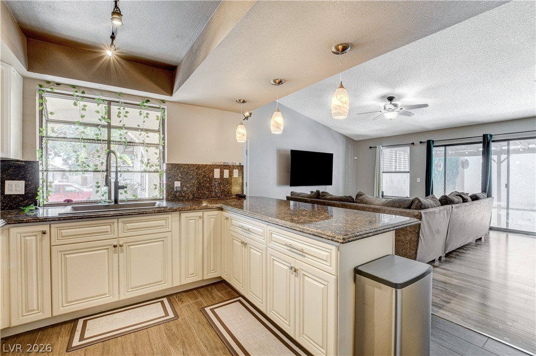 8404 Mulcahy Avenue Las Vegas NV 89145