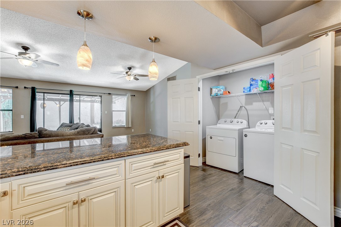 8404 Mulcahy Avenue Las Vegas NV 89145
