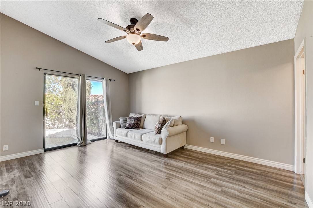 8404 Mulcahy Avenue Las Vegas NV 89145