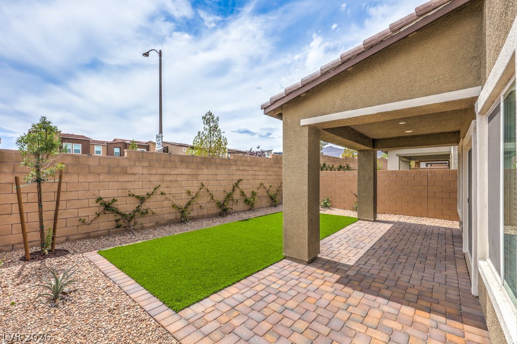 10915 Bristol Park Avenue Las Vegas NV 89166