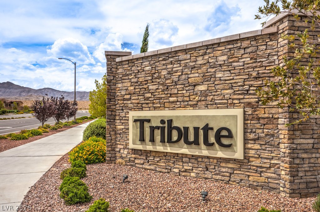 10915 Bristol Park Avenue Las Vegas NV 89166