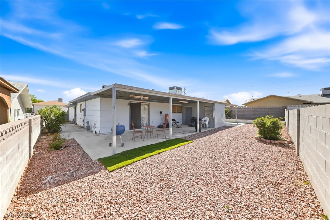 6956 Ten Oaks Avenue Las Vegas NV 89145