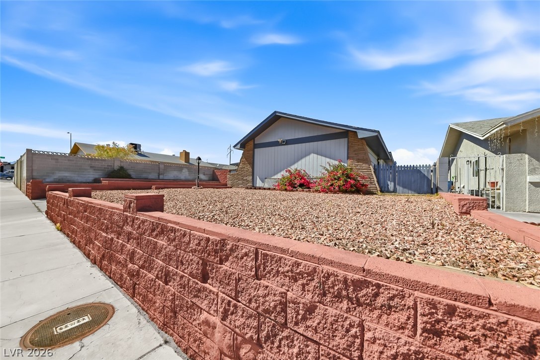 6956 Ten Oaks Avenue Las Vegas NV 89145
