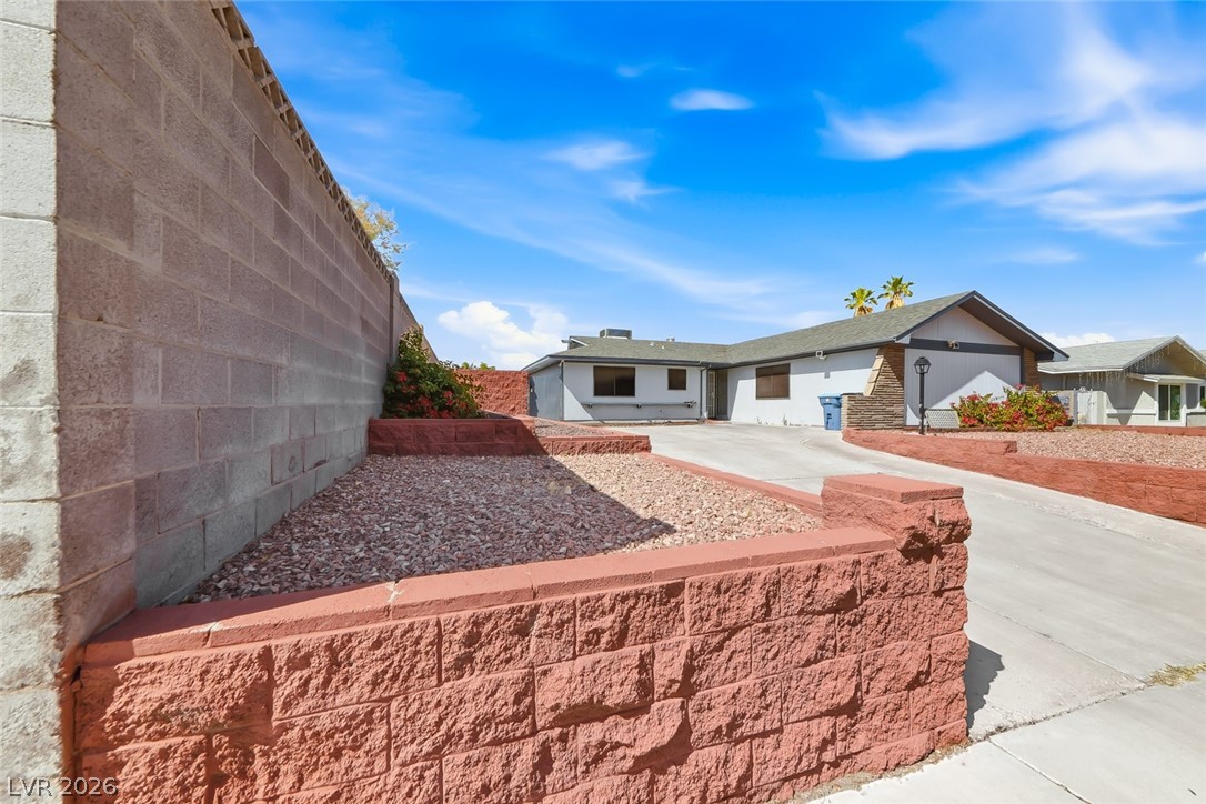 6956 Ten Oaks Avenue Las Vegas NV 89145
