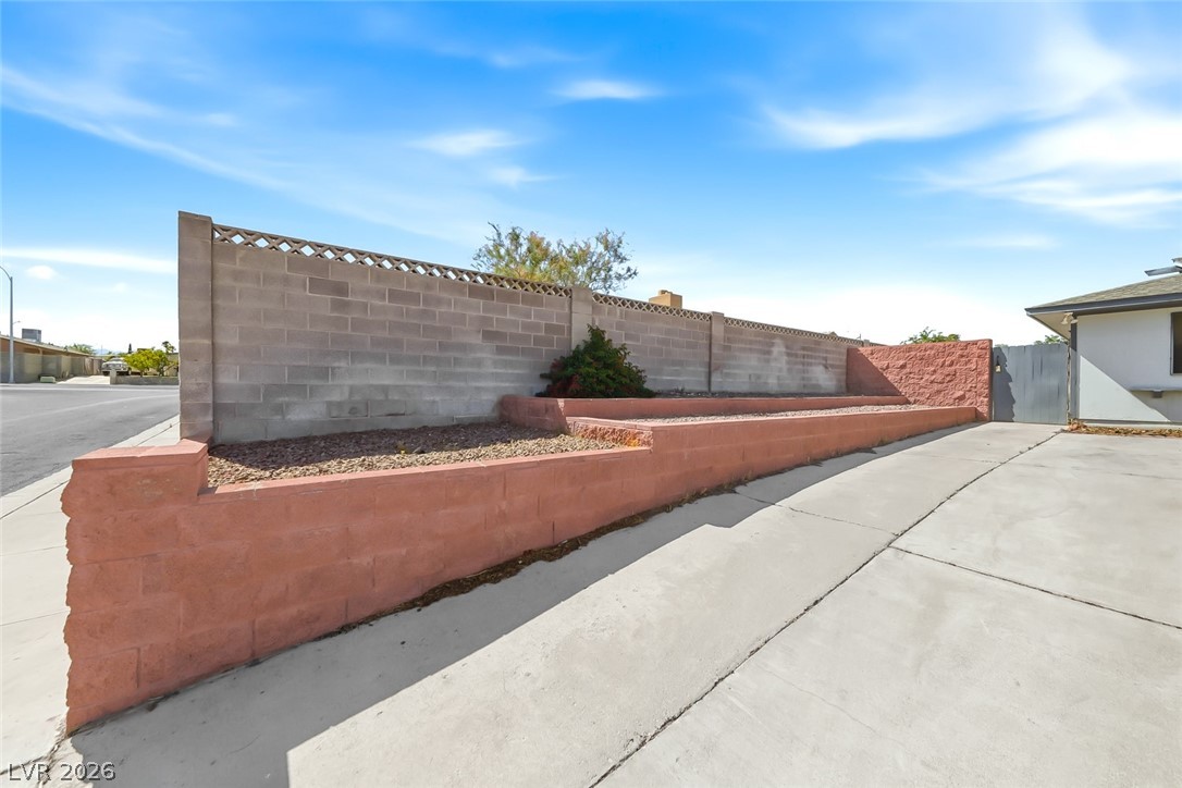 6956 Ten Oaks Avenue Las Vegas NV 89145