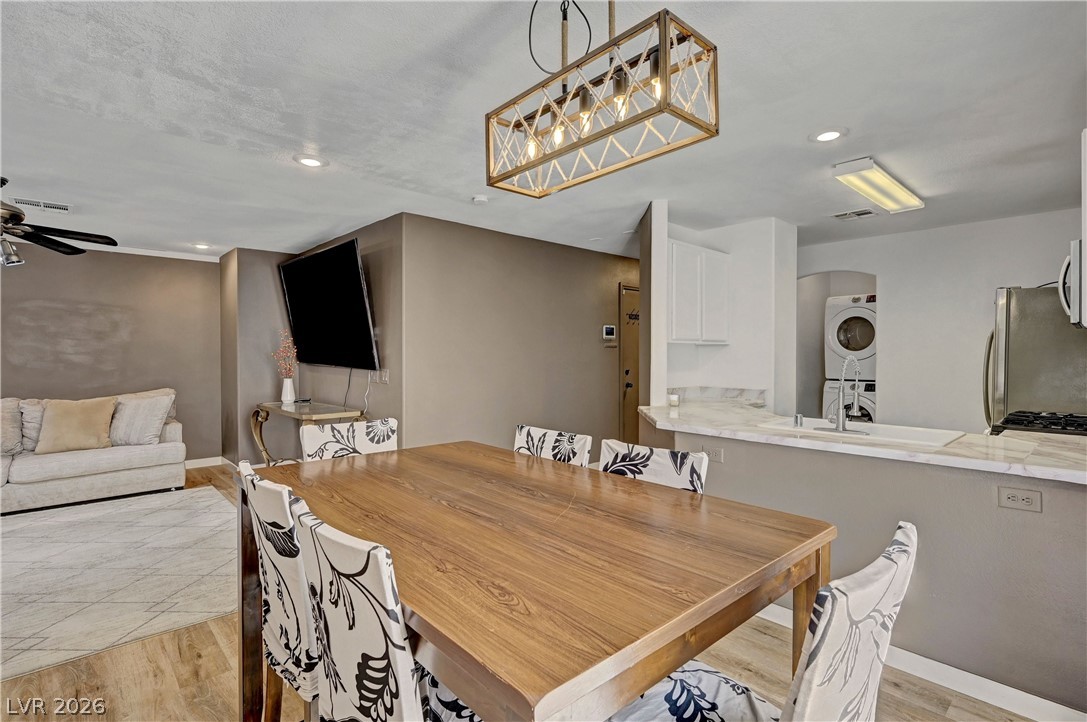 10073 Fragile Fields Street Las Vegas NV 89183