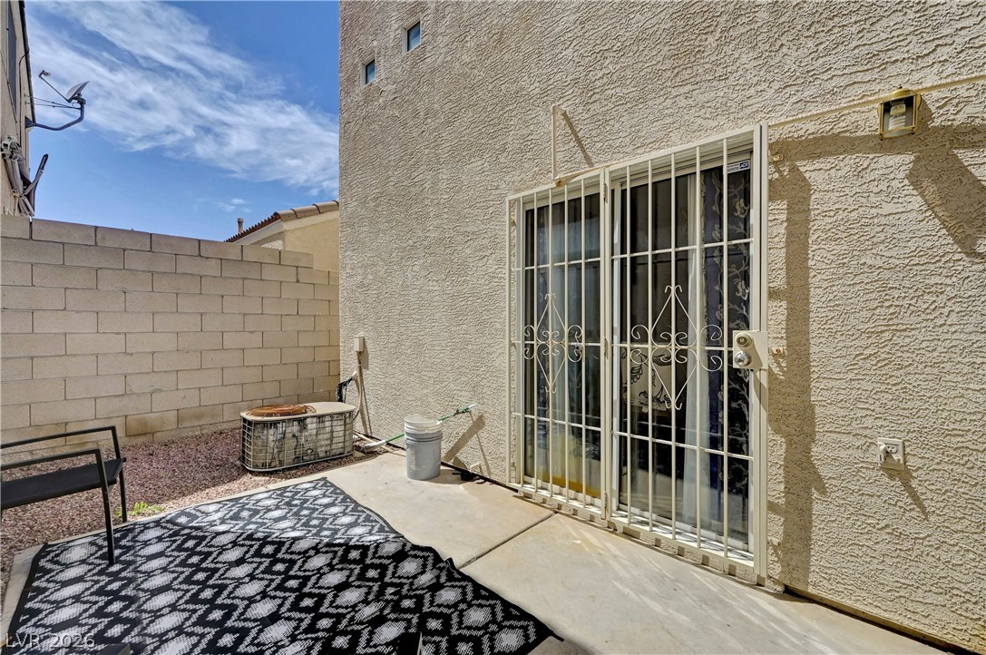 10073 Fragile Fields Street Las Vegas NV 89183