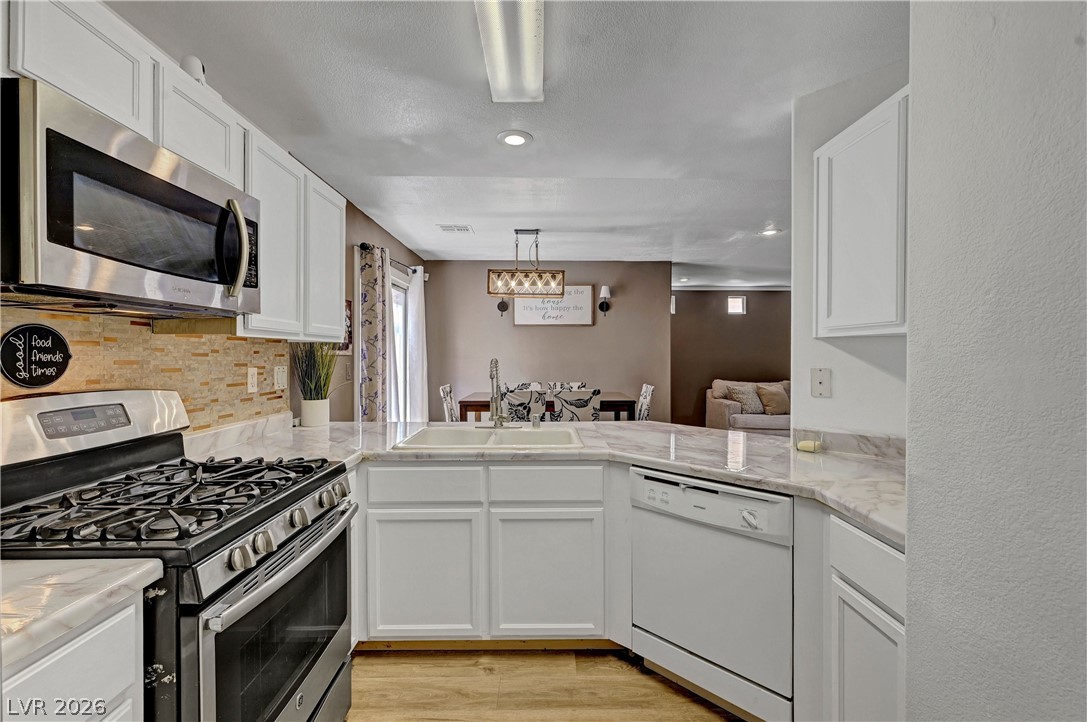 10073 Fragile Fields Street Las Vegas NV 89183