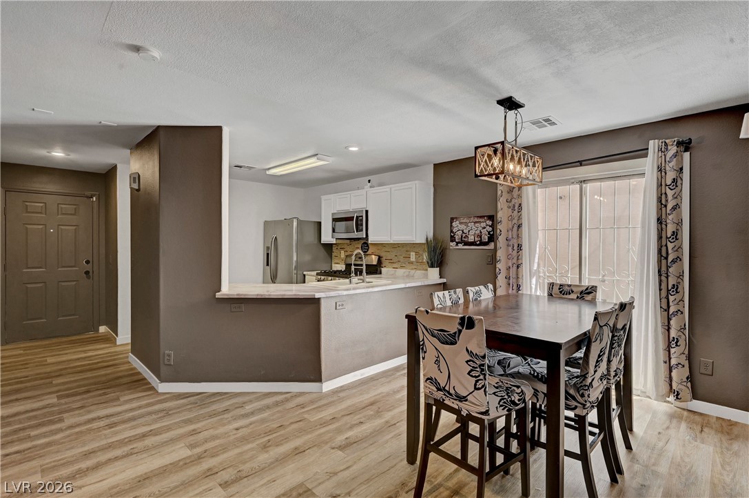 10073 Fragile Fields Street Las Vegas NV 89183
