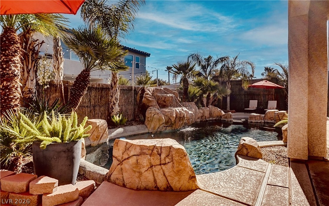 9395 Arrowhead Bluff Avenue Las Vegas NV 89149