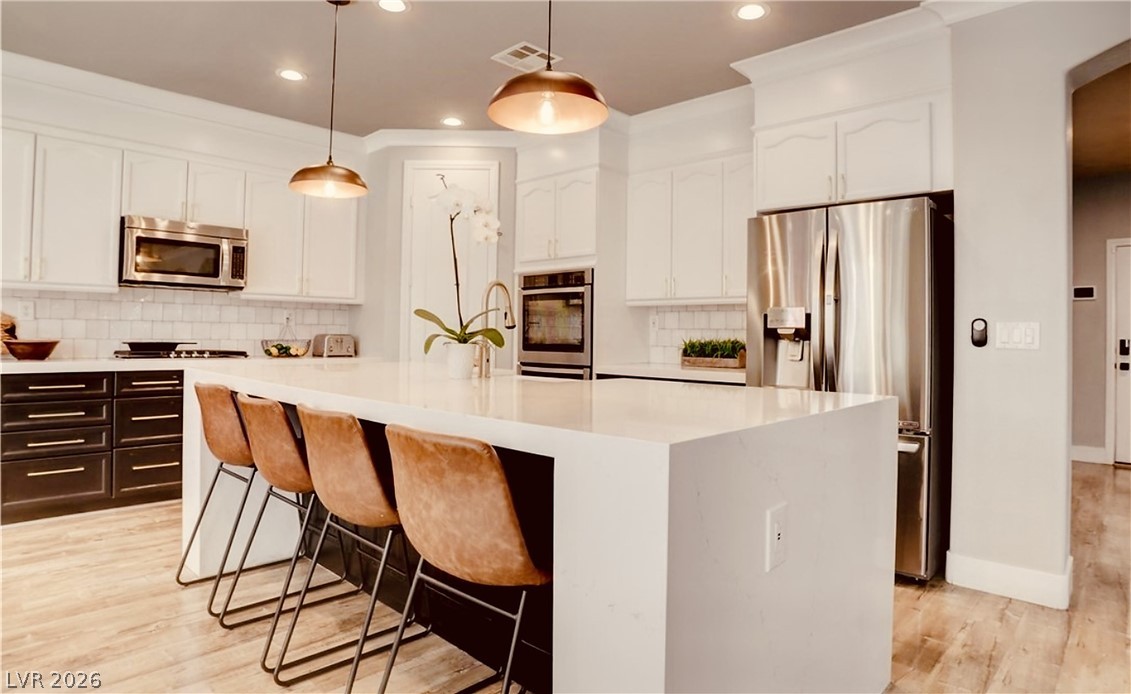 9395 Arrowhead Bluff Avenue Las Vegas NV 89149