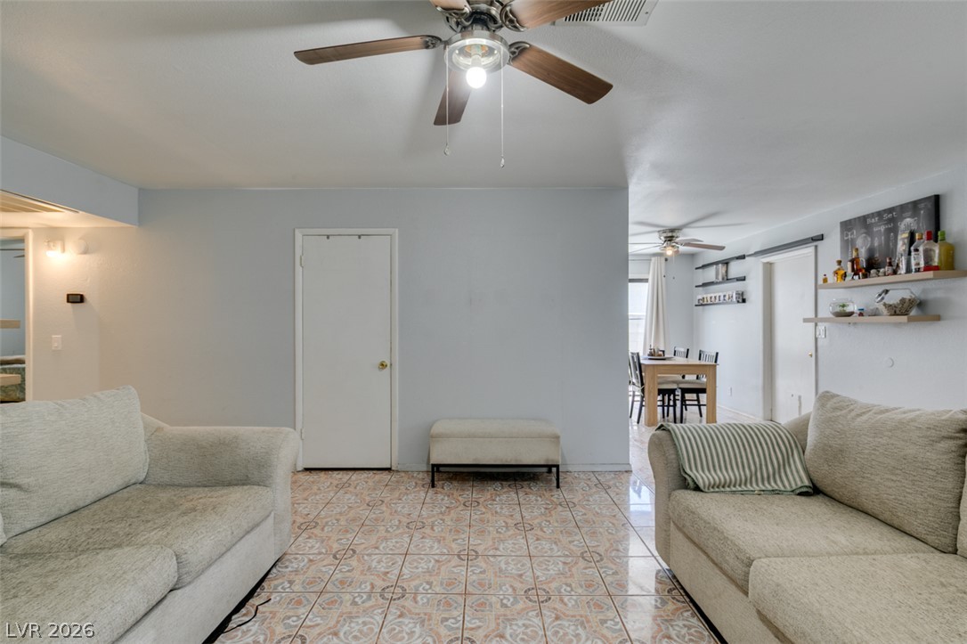 418 Linn Lane Las Vegas NV 89110