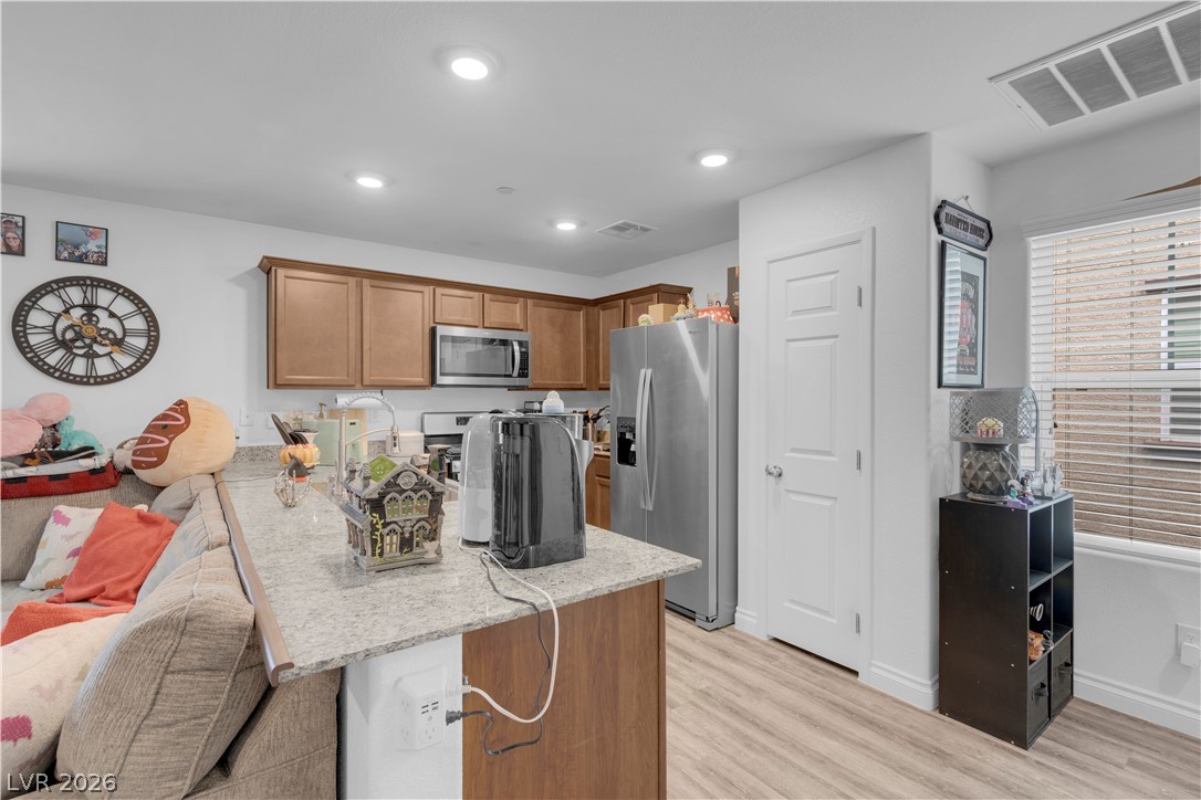 4536 Woolcomber Street Las Vegas NV 89115