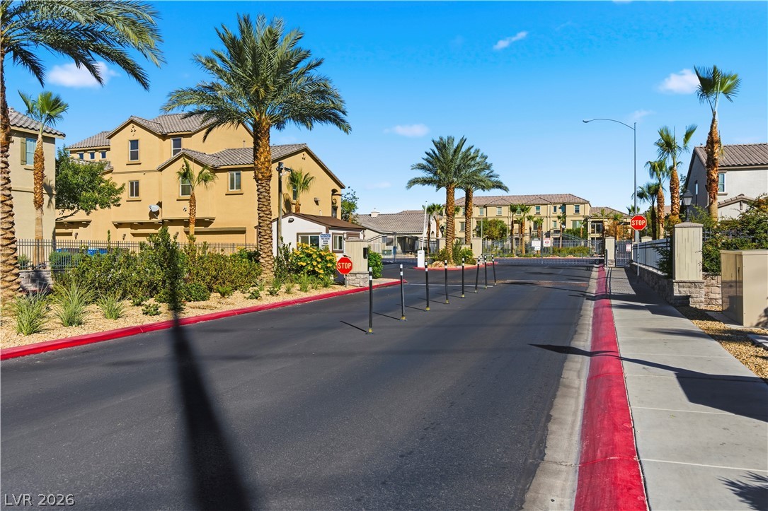 4536 Woolcomber Street Las Vegas NV 89115
