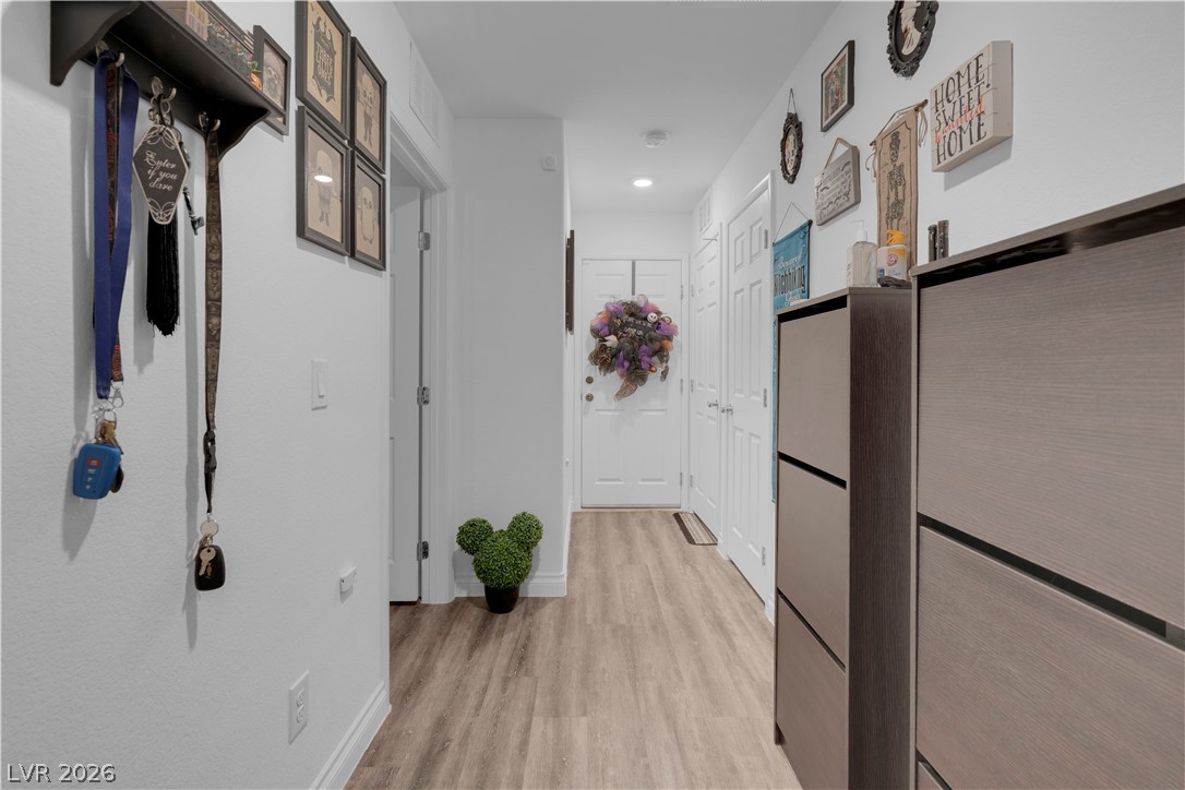 4536 Woolcomber Street Las Vegas NV 89115