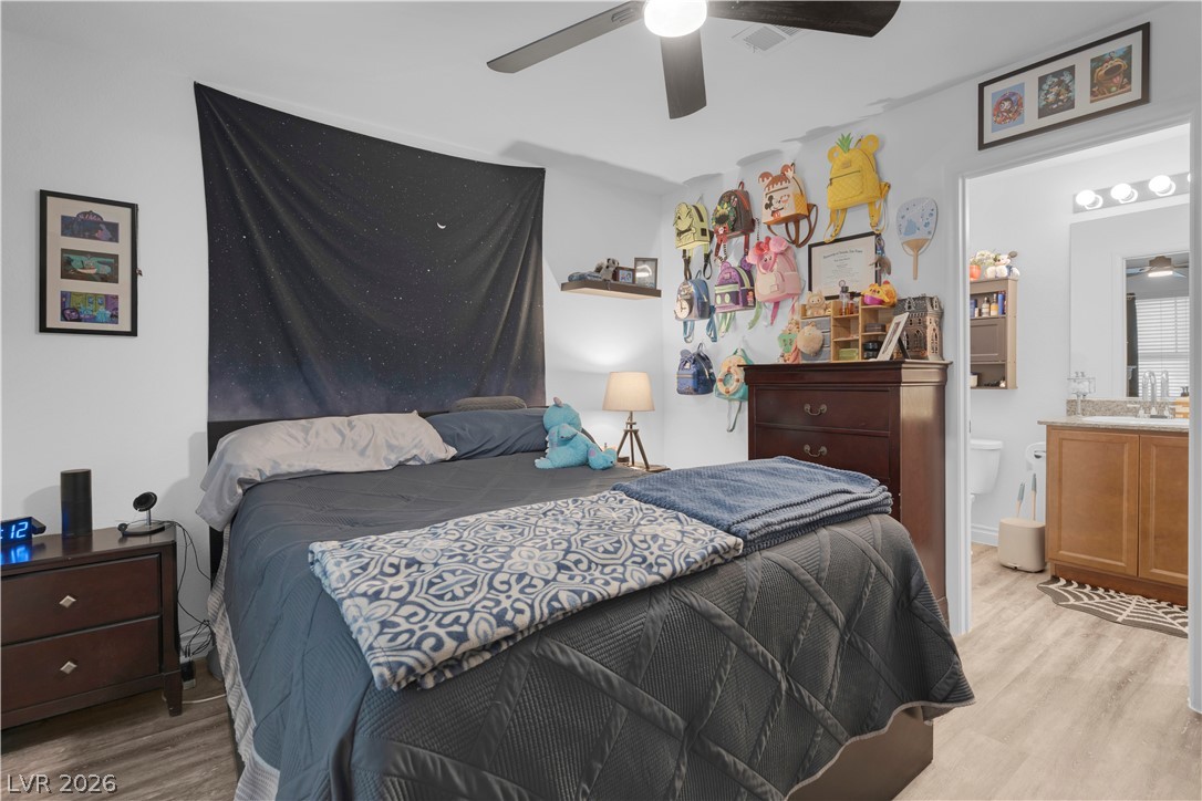 4536 Woolcomber Street Las Vegas NV 89115