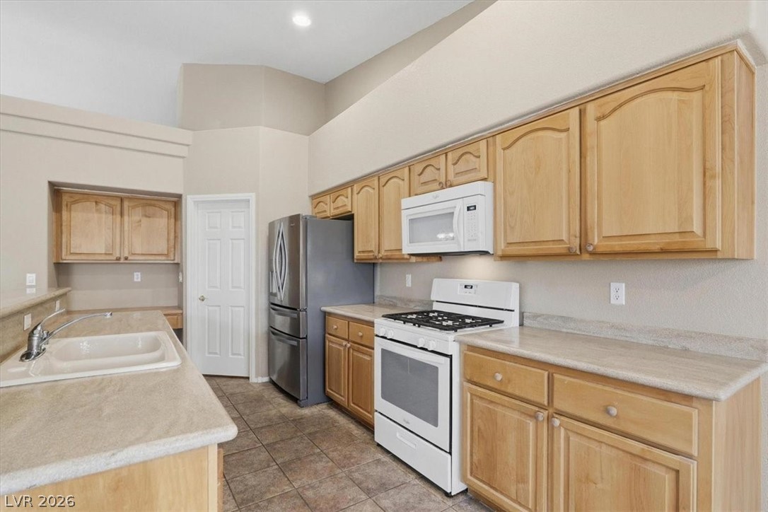 1125 Heaton Avenue Henderson NV 89052