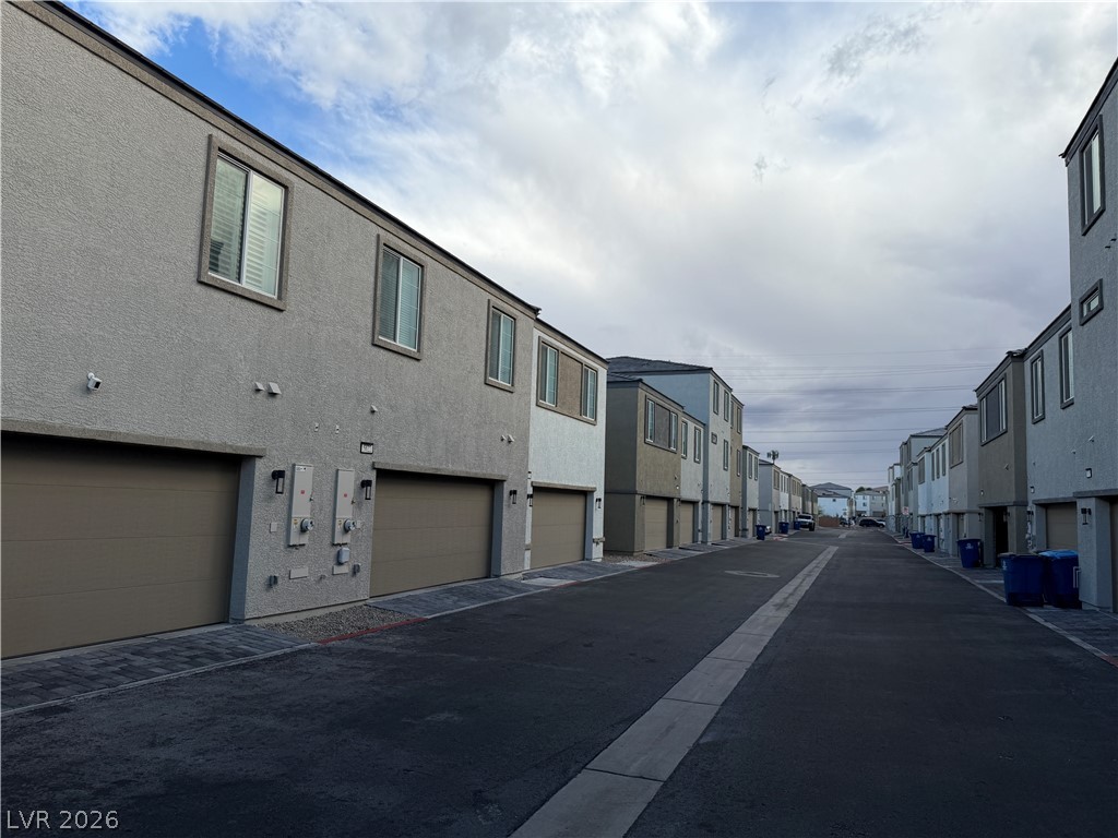 5618 Beguiling Falls Street Las Vegas NV 89148