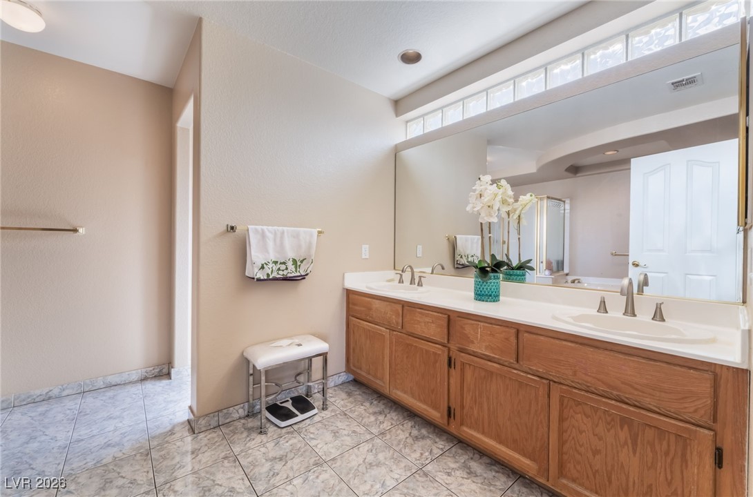 7504 Heather Knoll Circle Las Vegas NV 89129