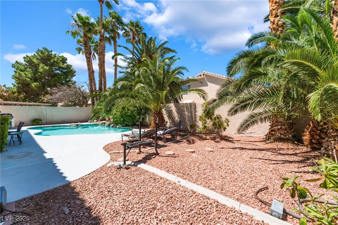 7504 Heather Knoll Circle Las Vegas NV 89129