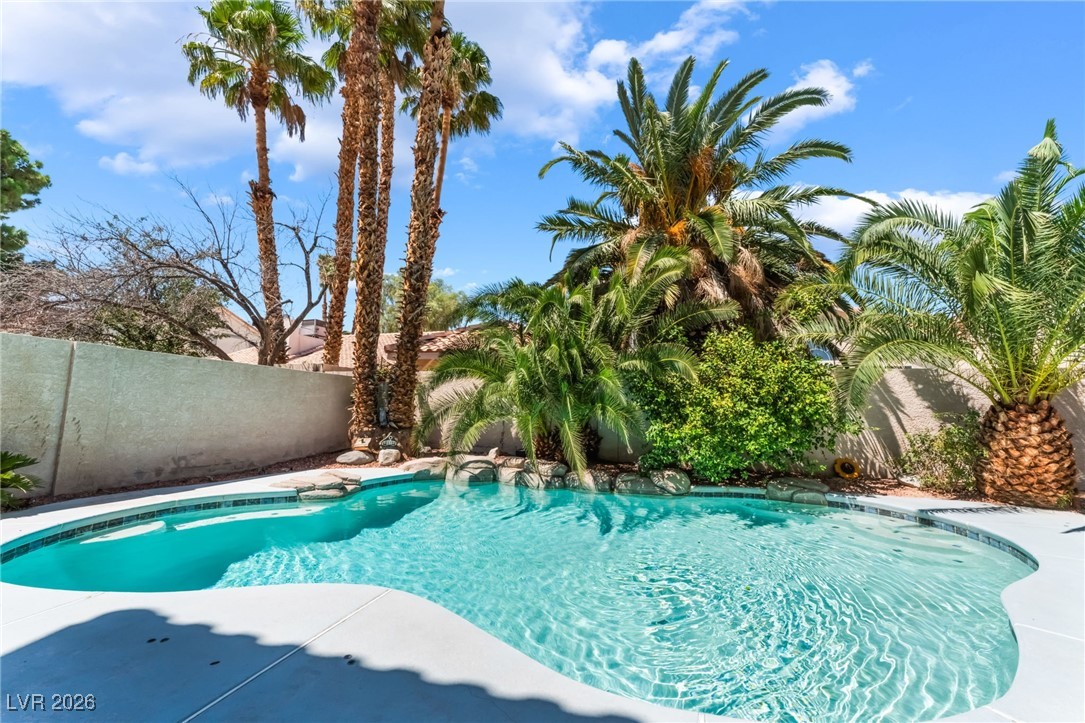 7504 Heather Knoll Circle Las Vegas NV 89129