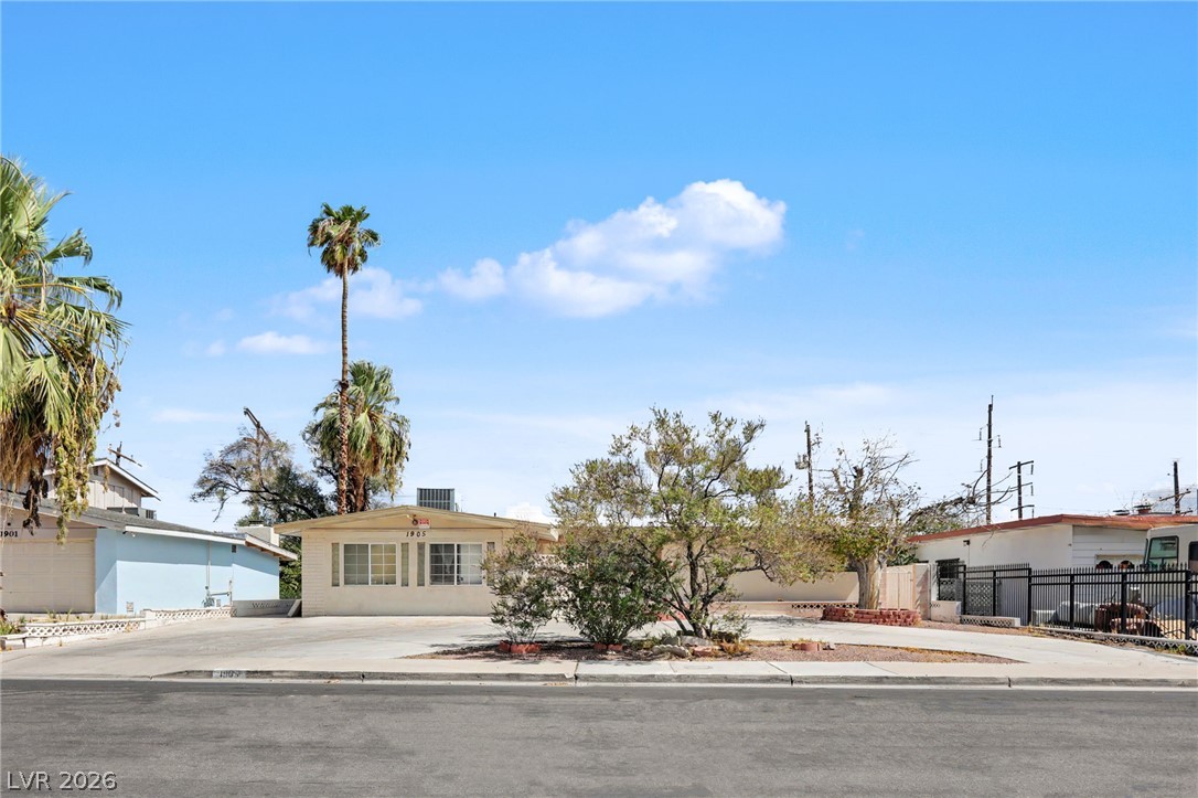 1905 South 17th Street Las Vegas NV 89104