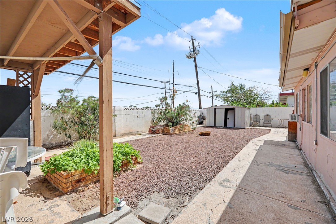 1905 South 17th Street Las Vegas NV 89104
