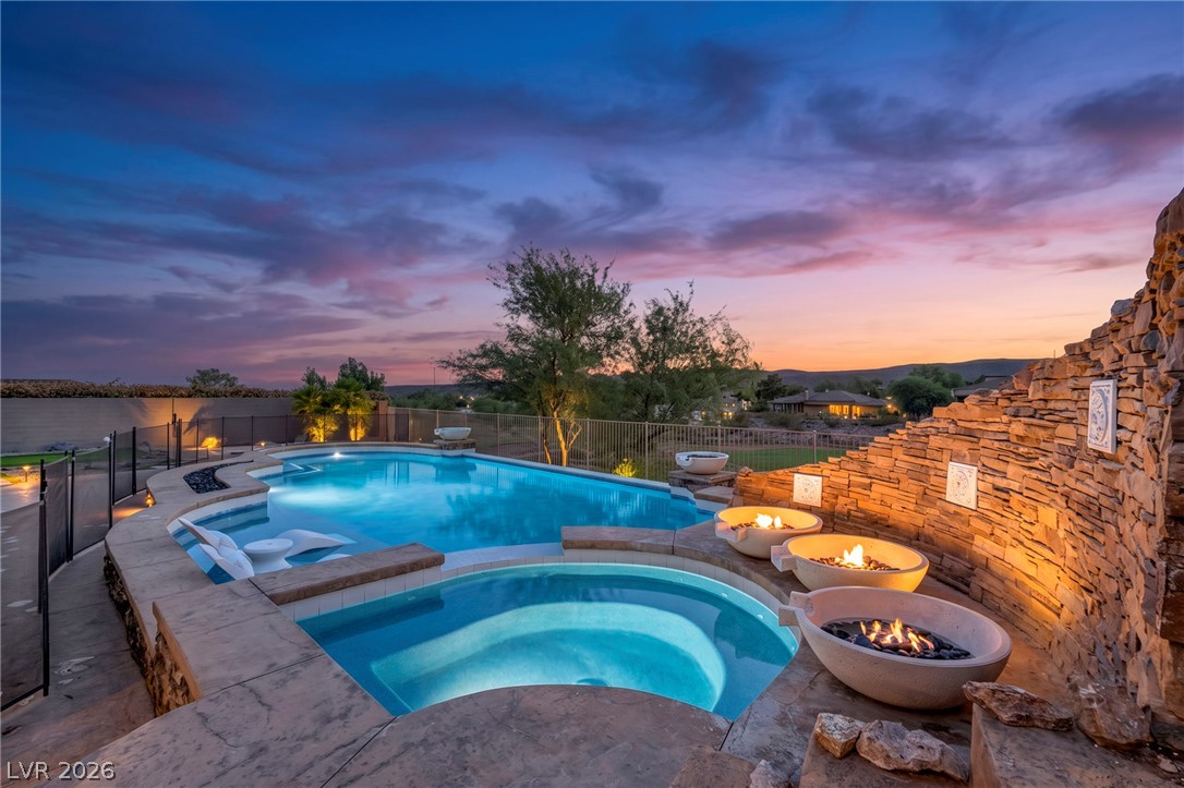 18 Wade Hampton Trail Henderson NV 89052