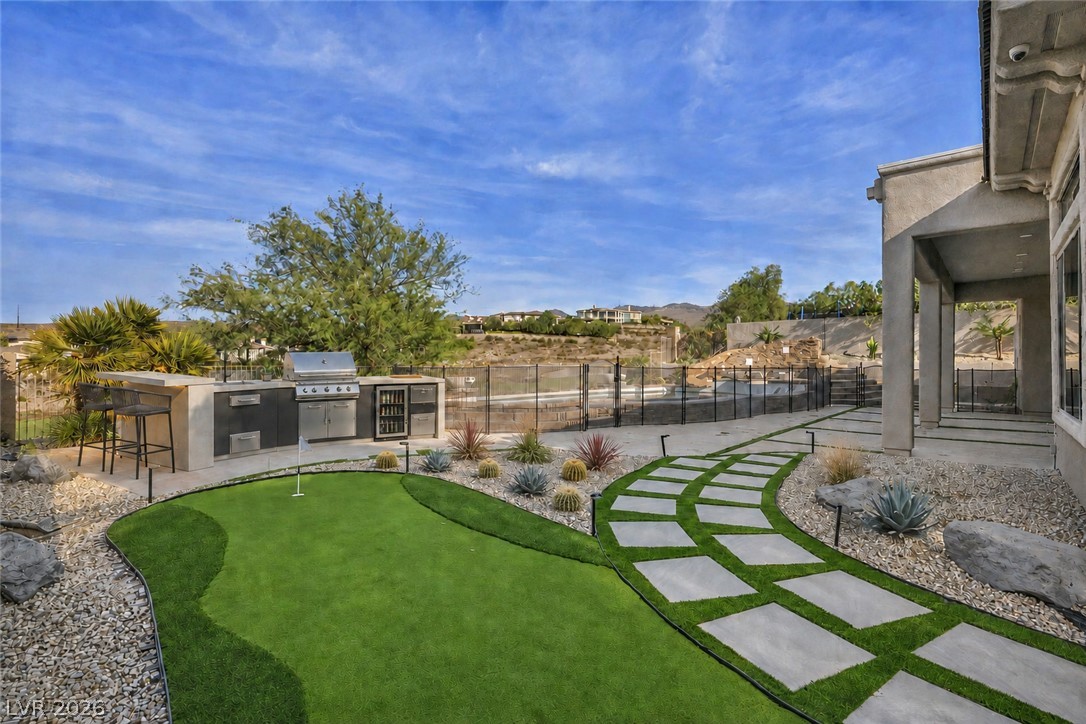 18 Wade Hampton Trail Henderson NV 89052