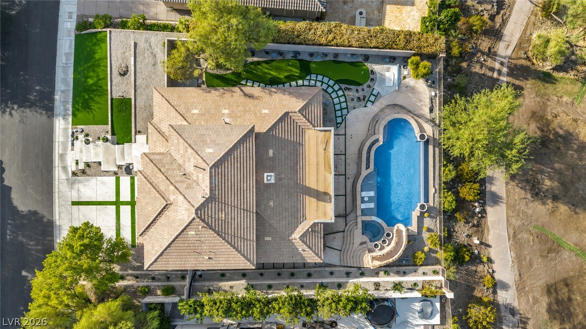 18 Wade Hampton Trail Henderson NV 89052