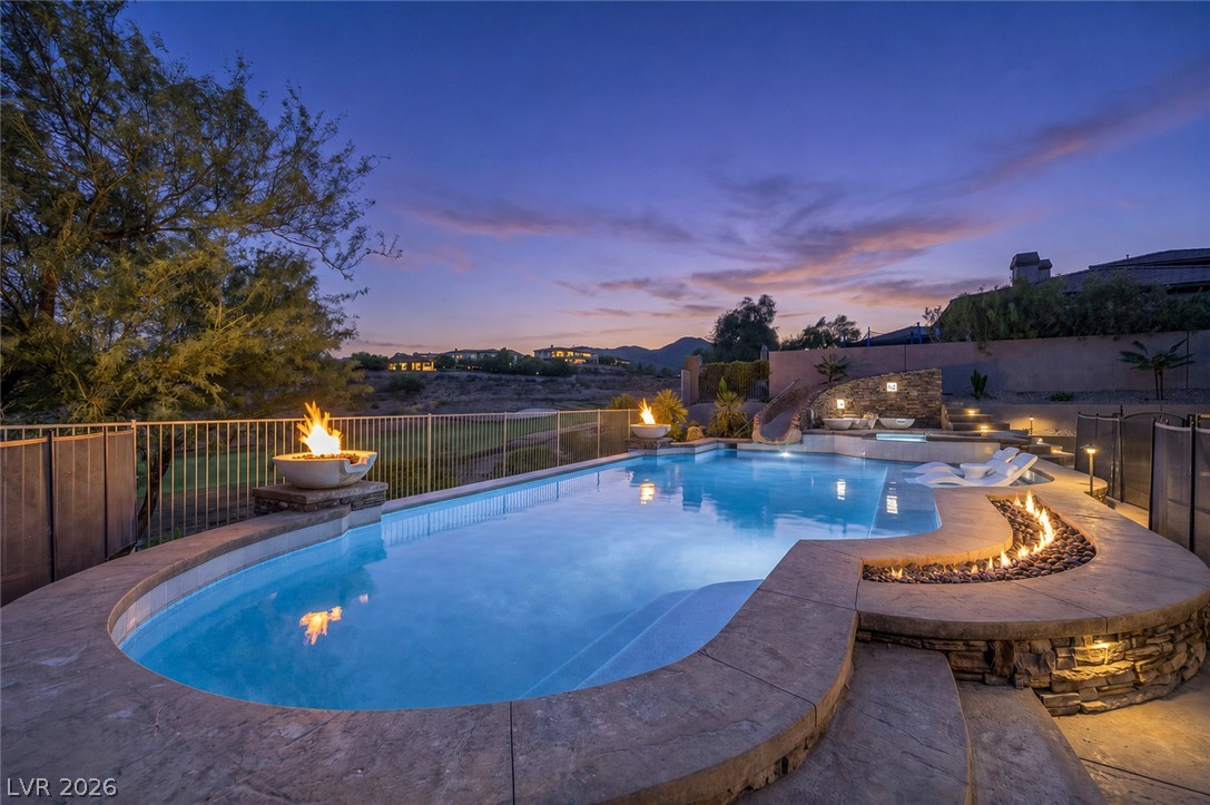 18 Wade Hampton Trail Henderson NV 89052