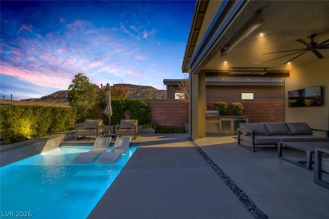6782 Double Star Street Las Vegas NV 89135