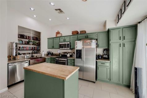 7921 Purple Mountain Avenue Las Vegas NV 89131
