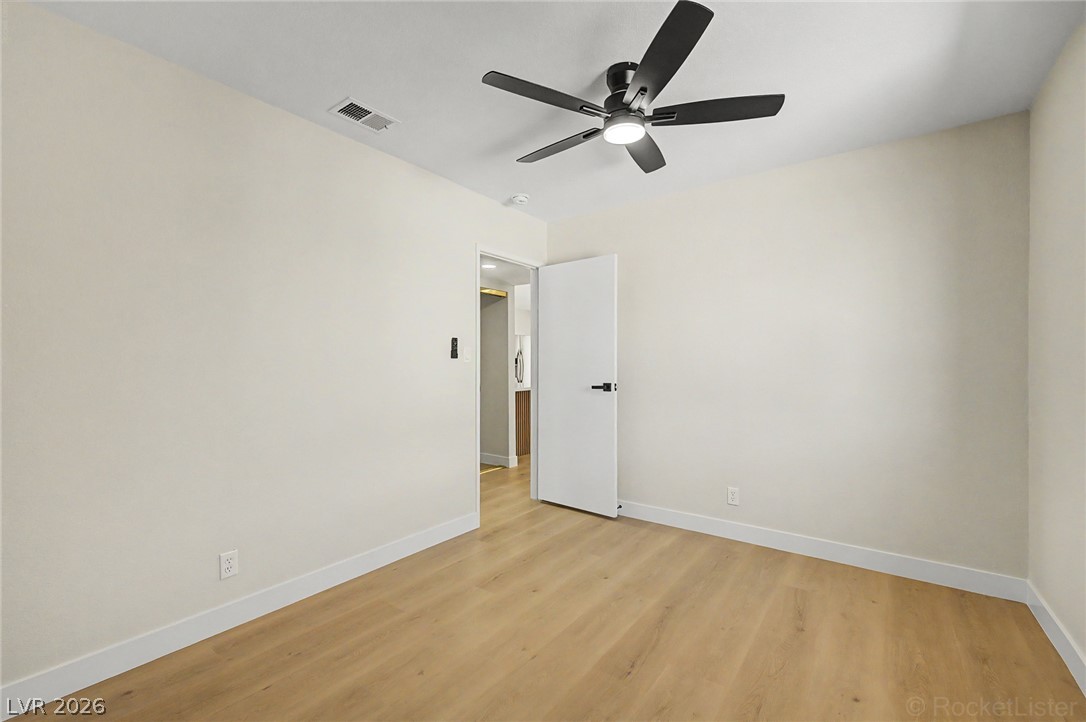 6411 Aclare Avenue Las Vegas NV 89118