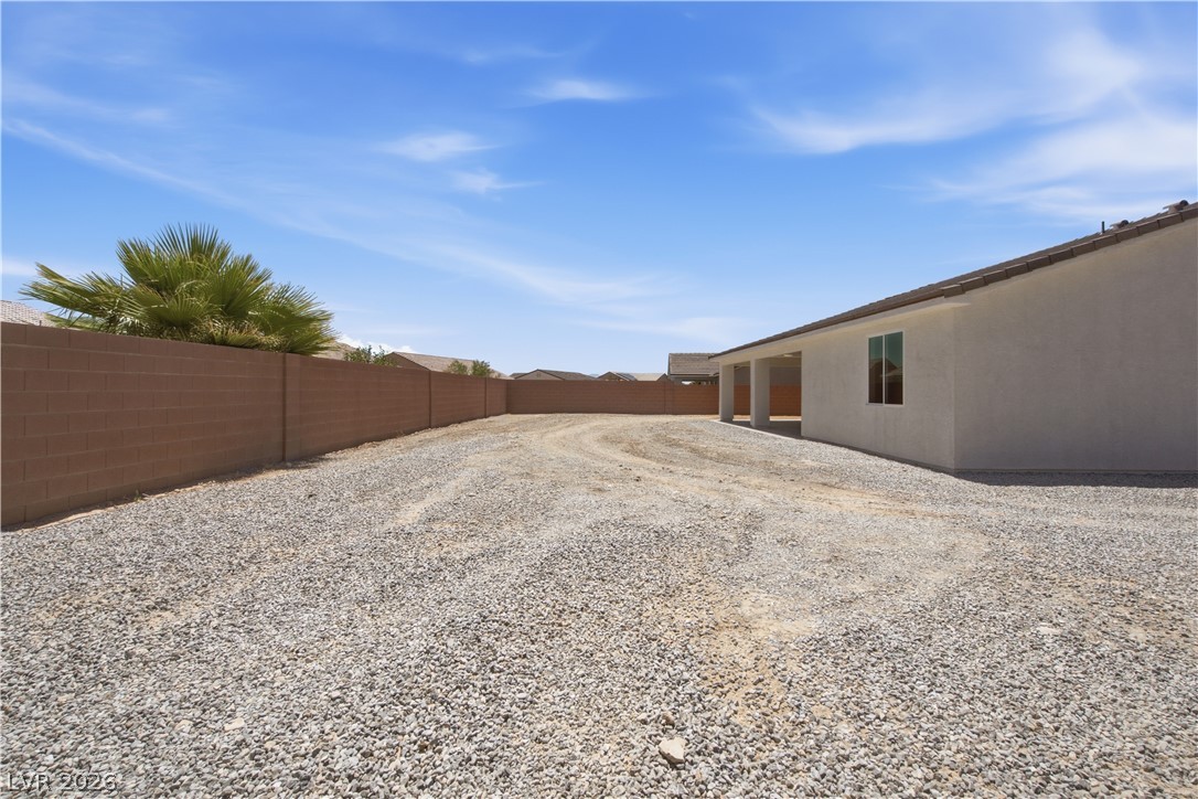 4821 Stoneham Street Pahrump NV 89061