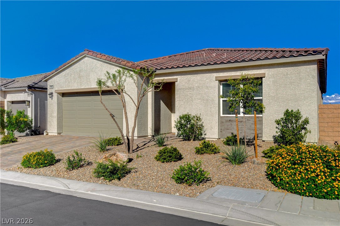 9006 Coastal Oaks Street Las Vegas NV 89166