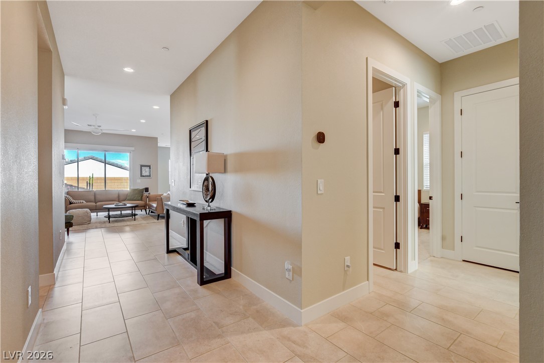 9006 Coastal Oaks Street Las Vegas NV 89166