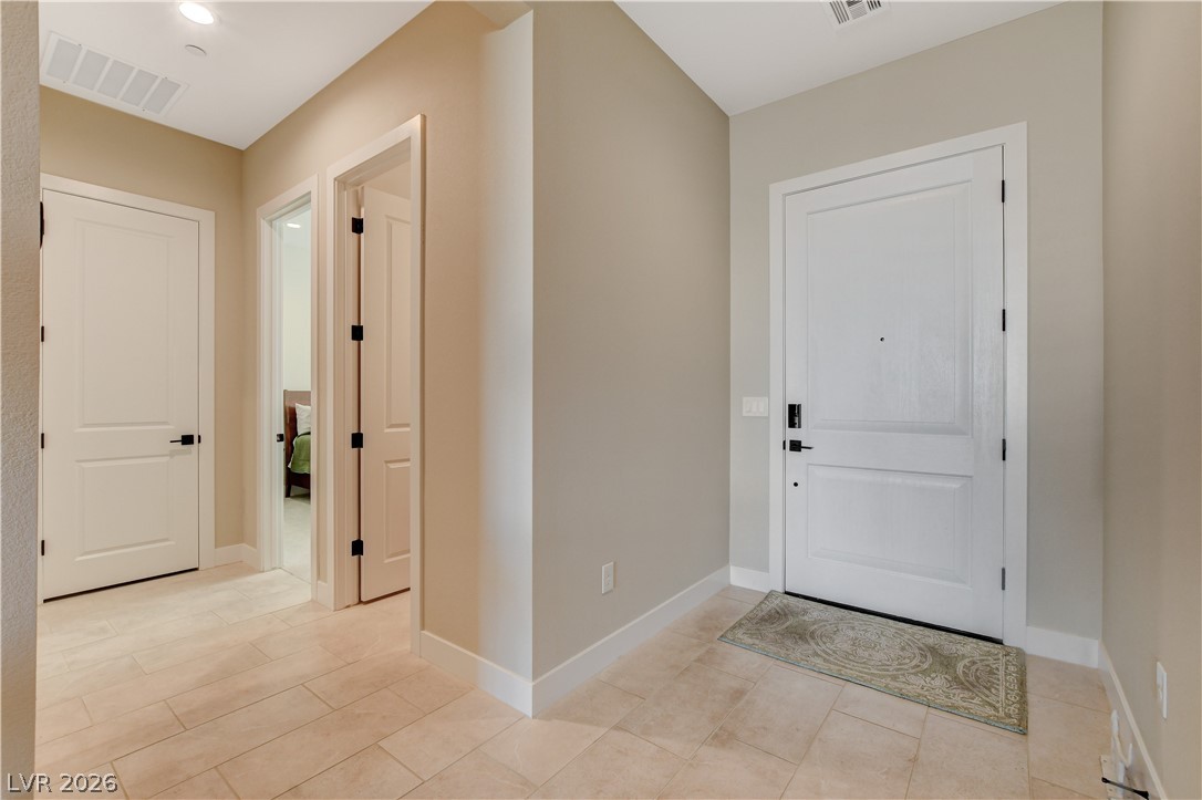 9006 Coastal Oaks Street Las Vegas NV 89166