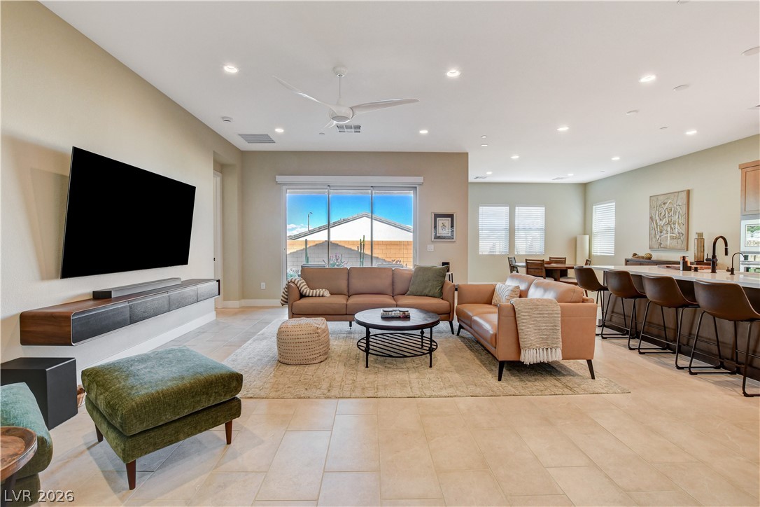 9006 Coastal Oaks Street Las Vegas NV 89166